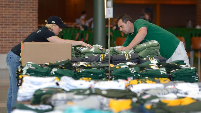 Packers Online Tent Sale Returns