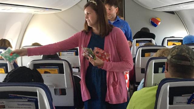 Girl throws b-day party on plane in wake of negative airline news