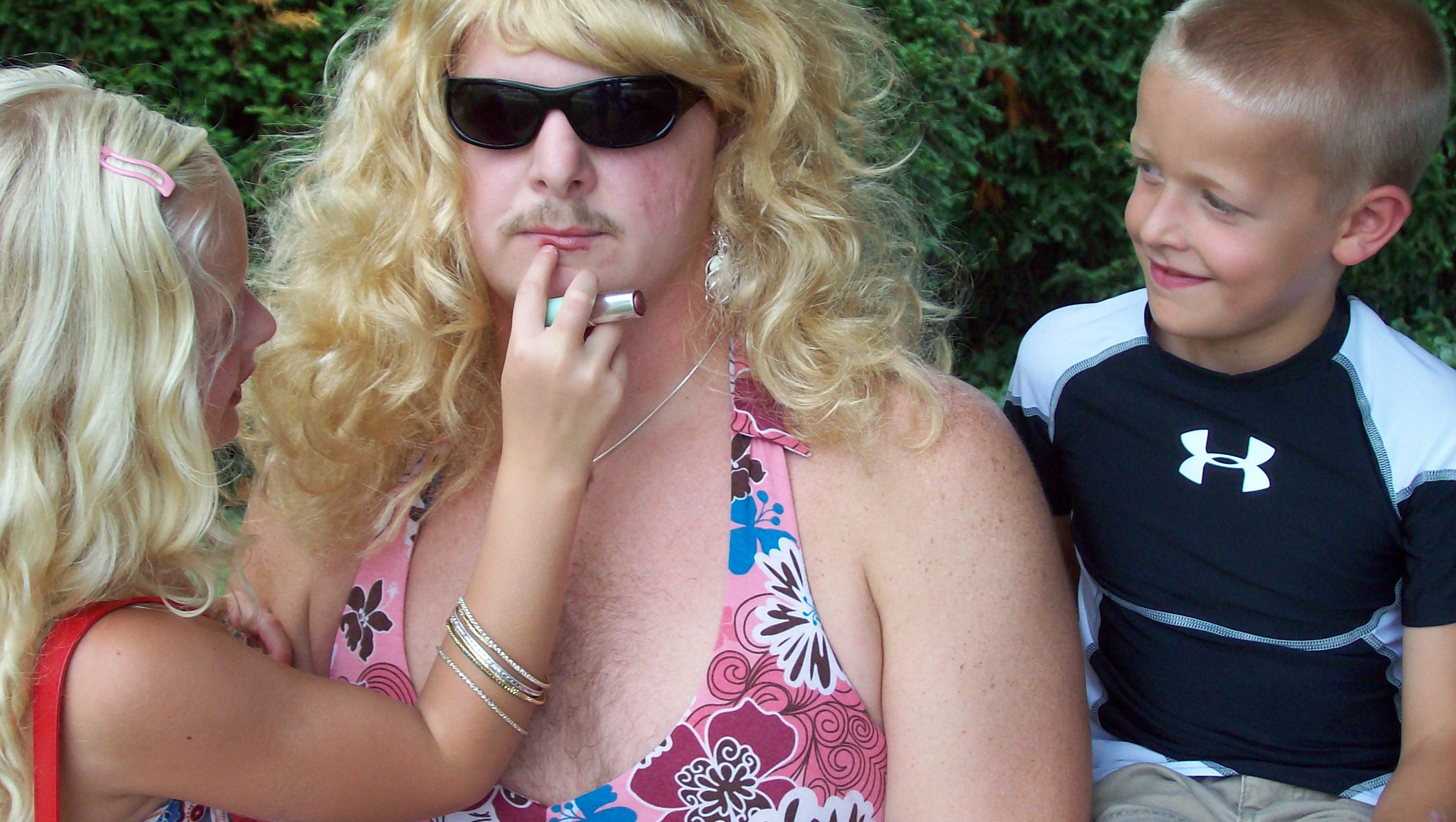 Delhi Skirt Game Far From A Drag The delhi skirt game c/o cindy kober 295 glen oaks drive cincinnati, ohio 45238.