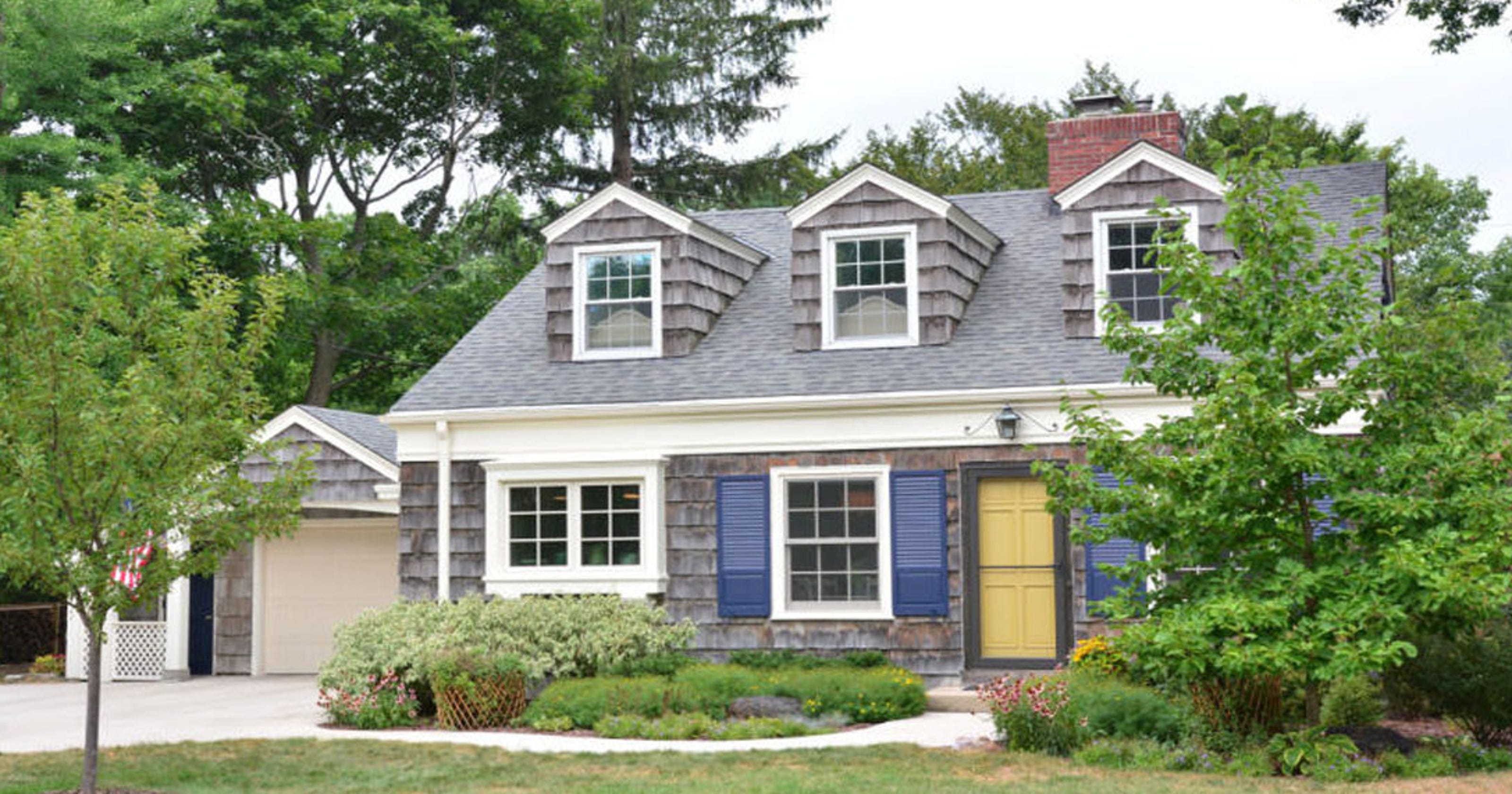 8 tips for staging your house to sell it fast house on sell