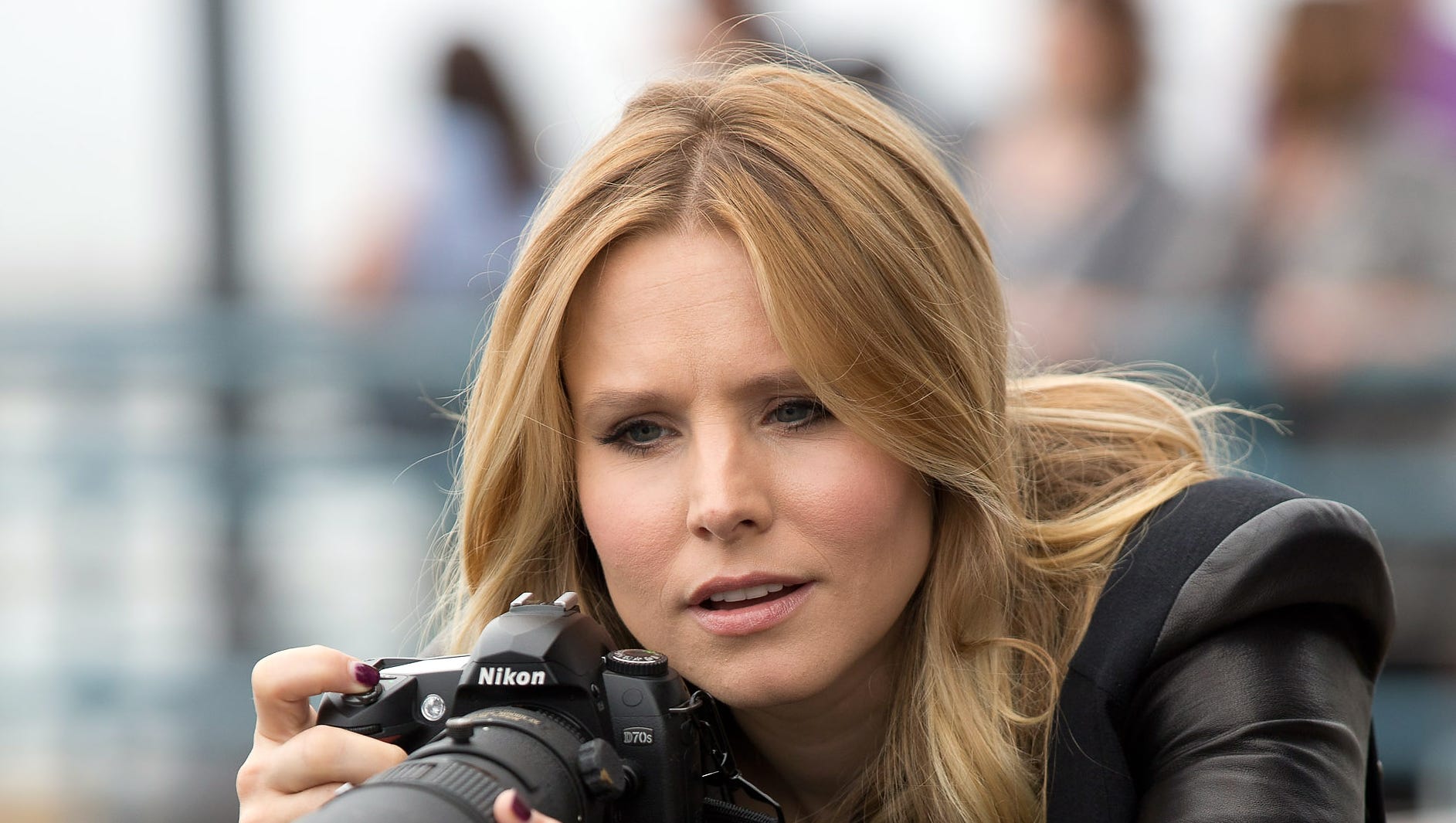 Veronica Mars Teaser Kristen Bell Show Returning To Hulu July 26