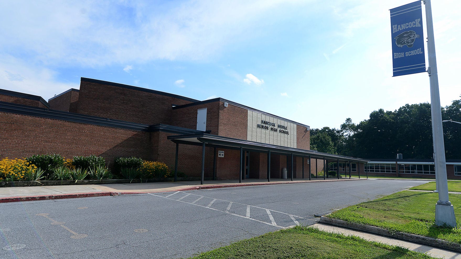 Hancock launching 'save our school' effort