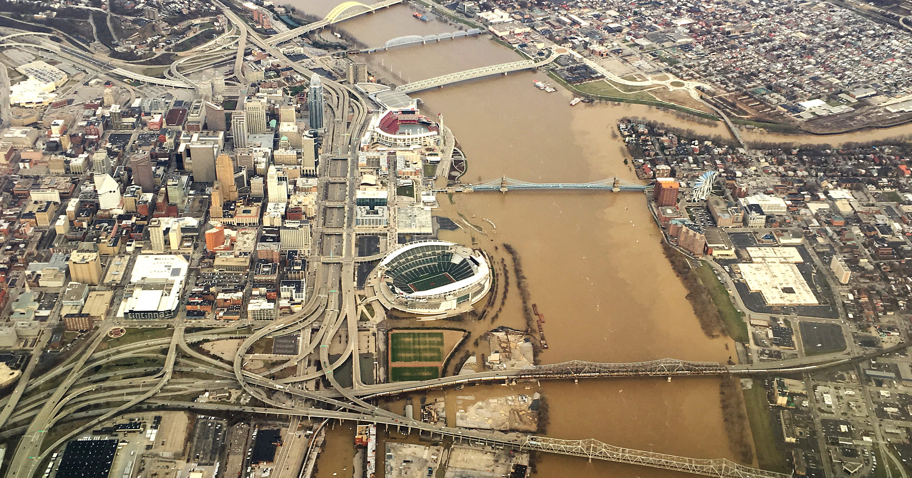 Ohio River Pollution Group That Monitors River May Drop Standards ohio-river-pollution-group-that-monitors-river-may-drop-standards