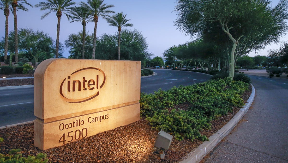 Intel Corp., major Arizona employer, to cut 15% of its workforce
