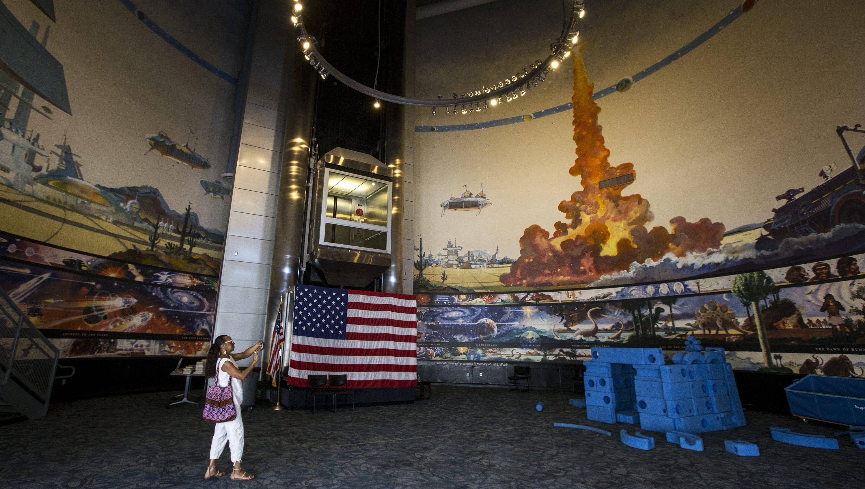 Challenger Space Center's building in Peoria has new owner