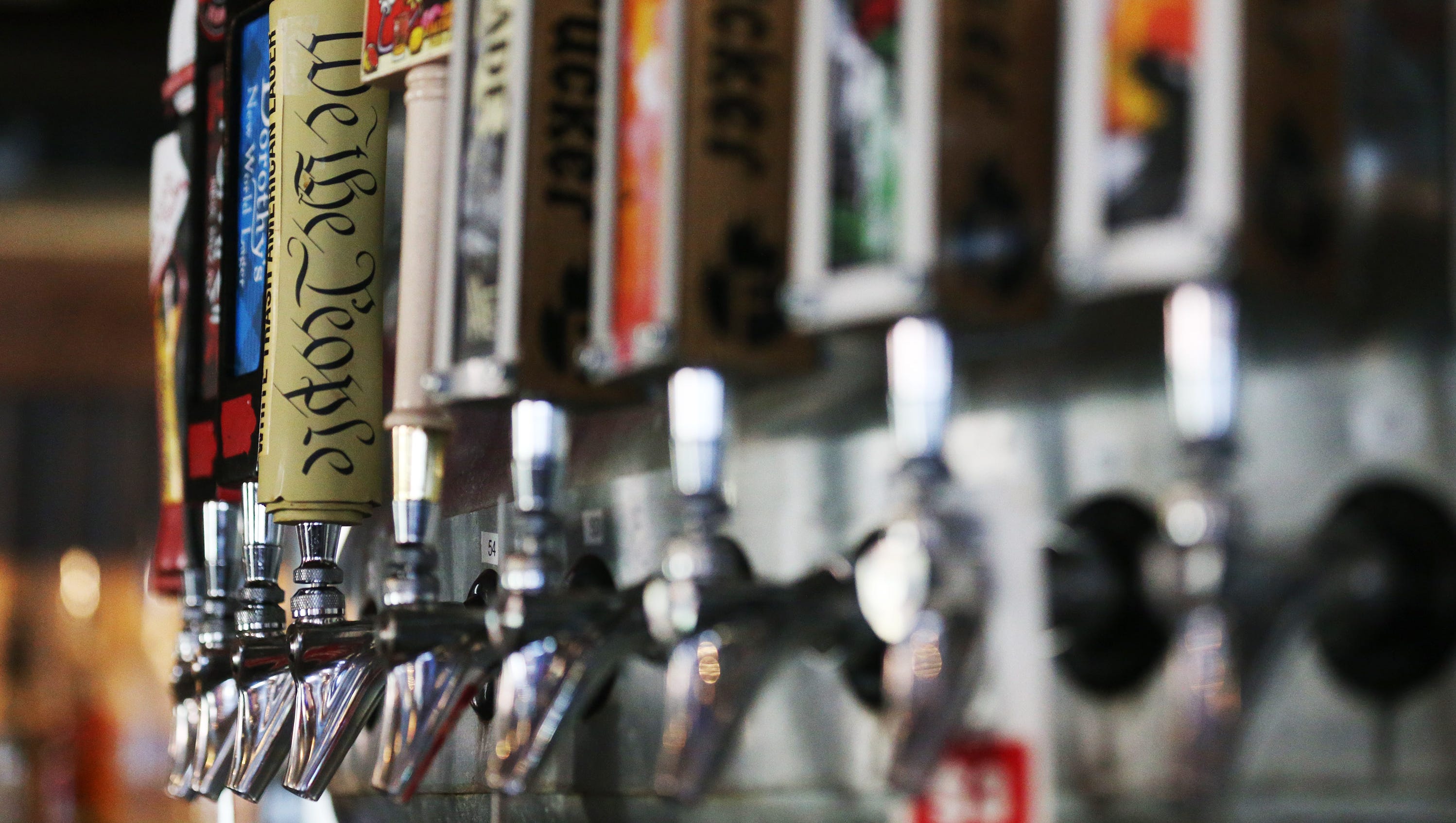 Best sports bars, places to watch games in Des Moines 2023 edition