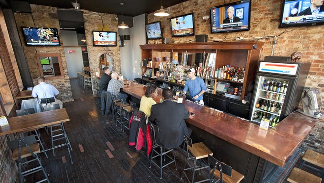 Check Out These Local Sports Bars Check Out These Local Sports Bars
