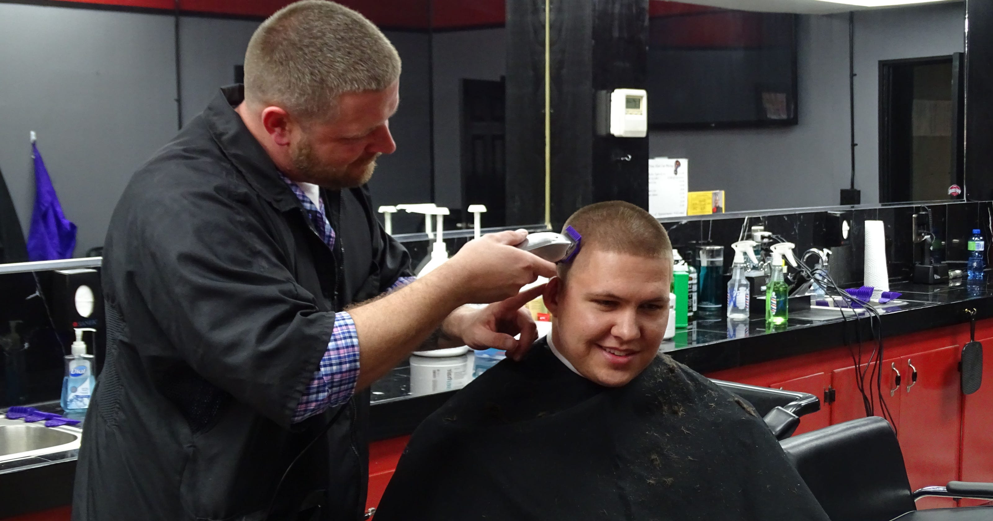 Barber Salon Pampers Men Women And Kids