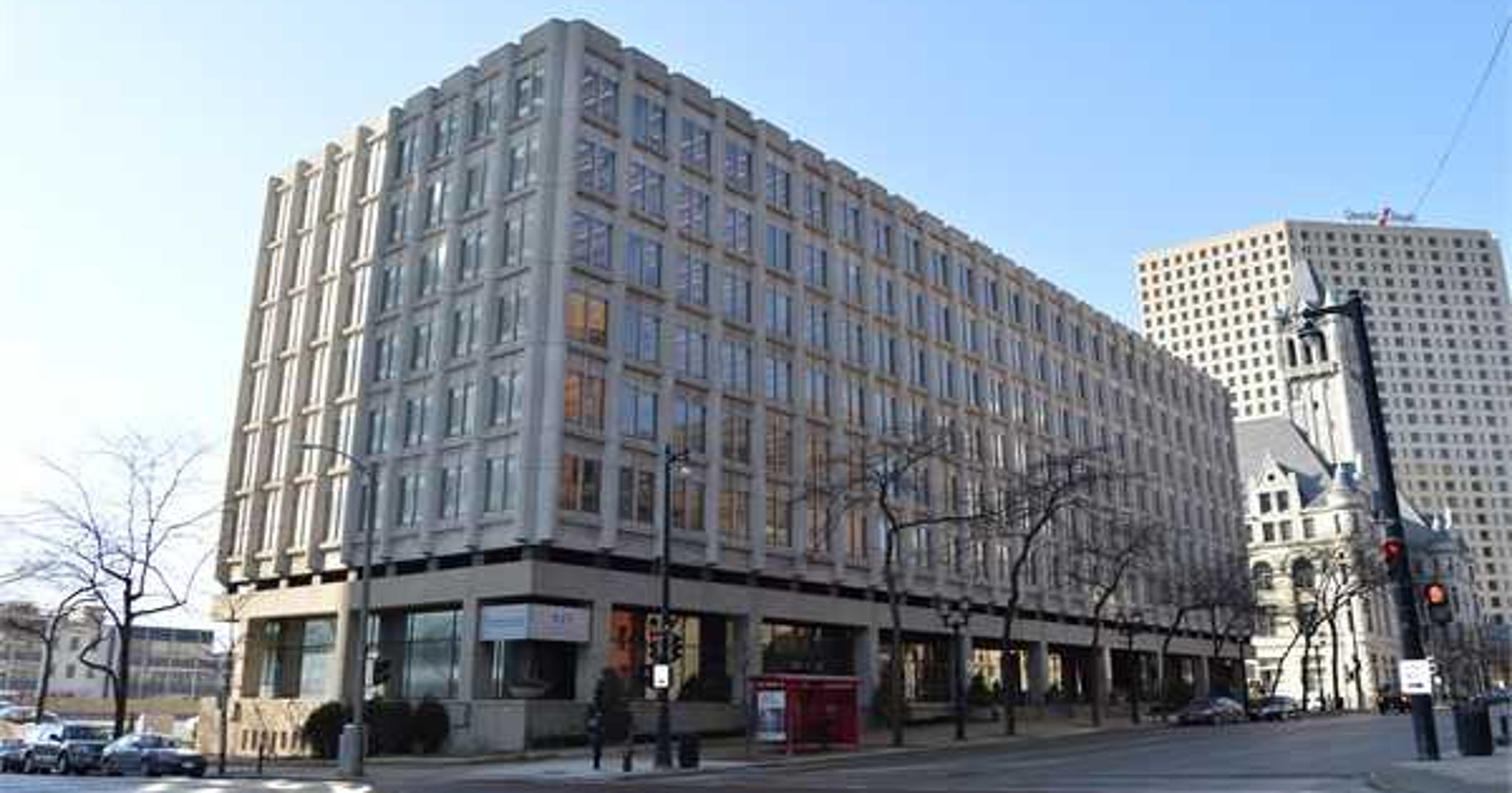 Foxconn to create North American headquarters in downtown Milwaukee