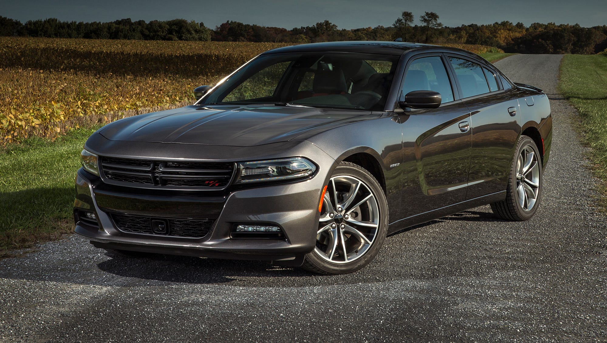Civic kans Trouwens Auto review: Dodge Charger R/T more handsome for 2015
