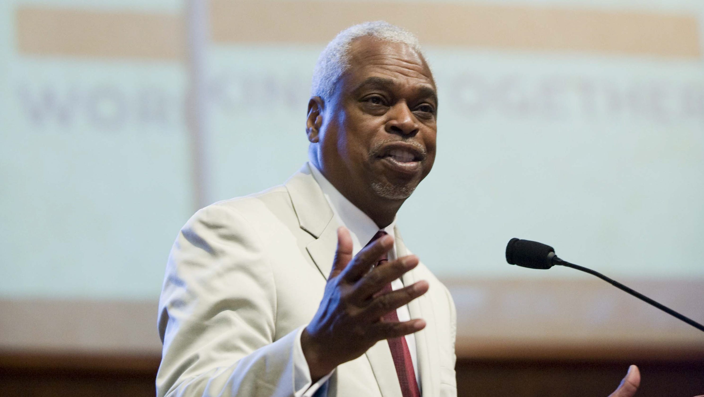 Wade Henderson to step down as national civil rights leader