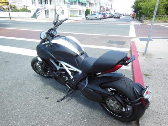 ducati diavel pillion