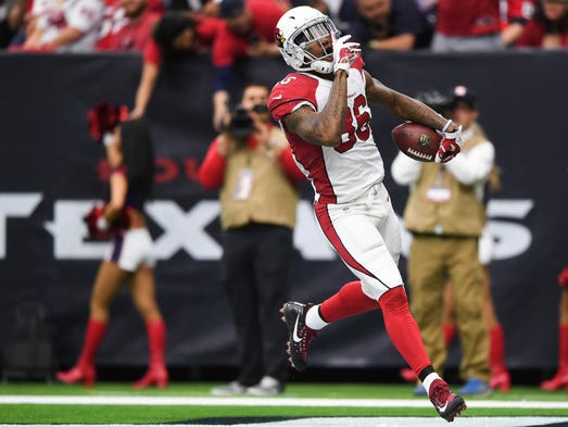 Arizona Cardinals tight end Ricky Seals-Jones scores