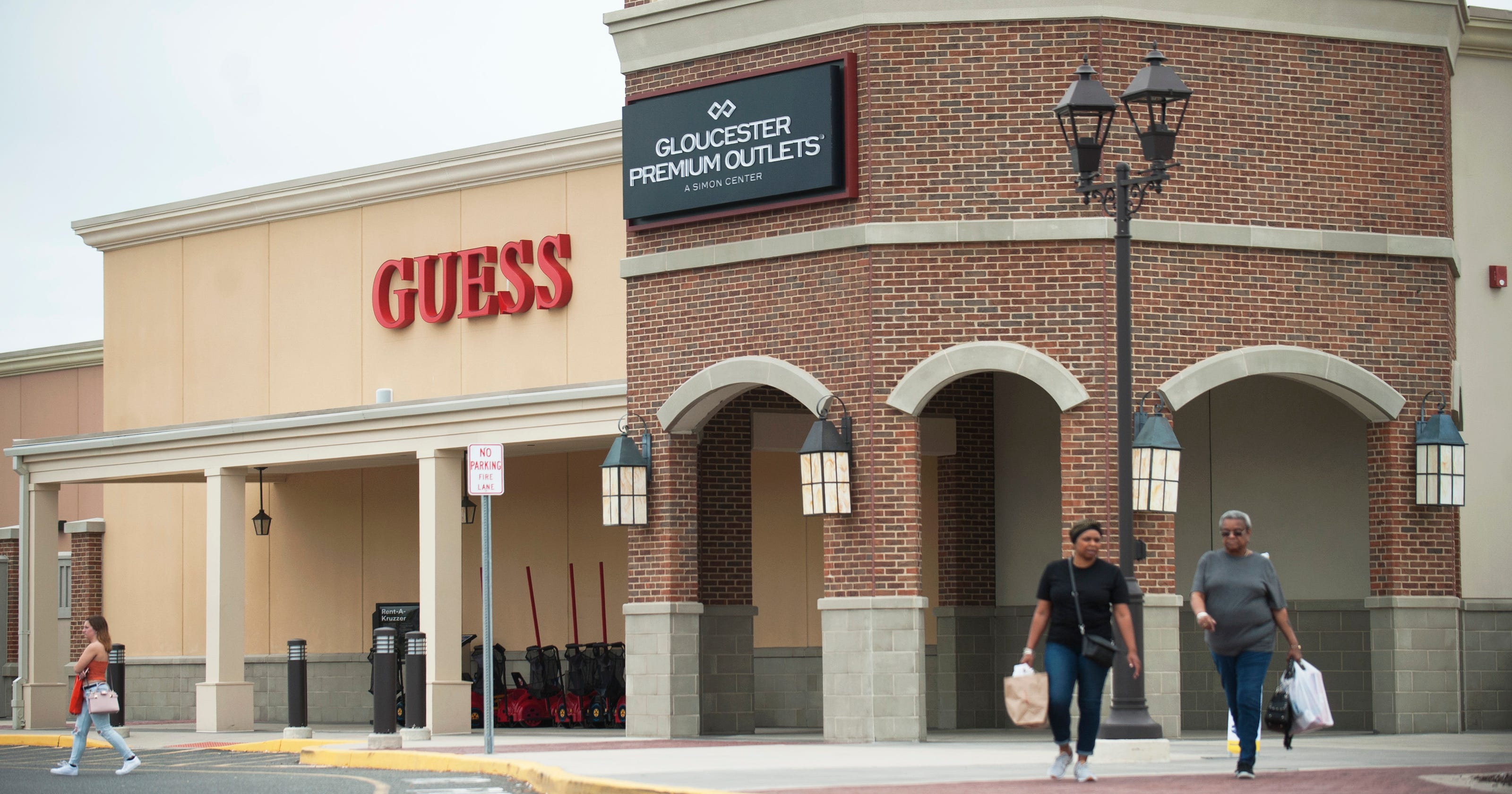 Gloucester Premium Outlets close food court, expand Polo Ralph Lauren