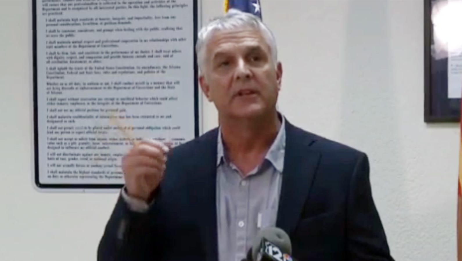 Reporter describes Arizona execution: 2 hours, 640 gasps