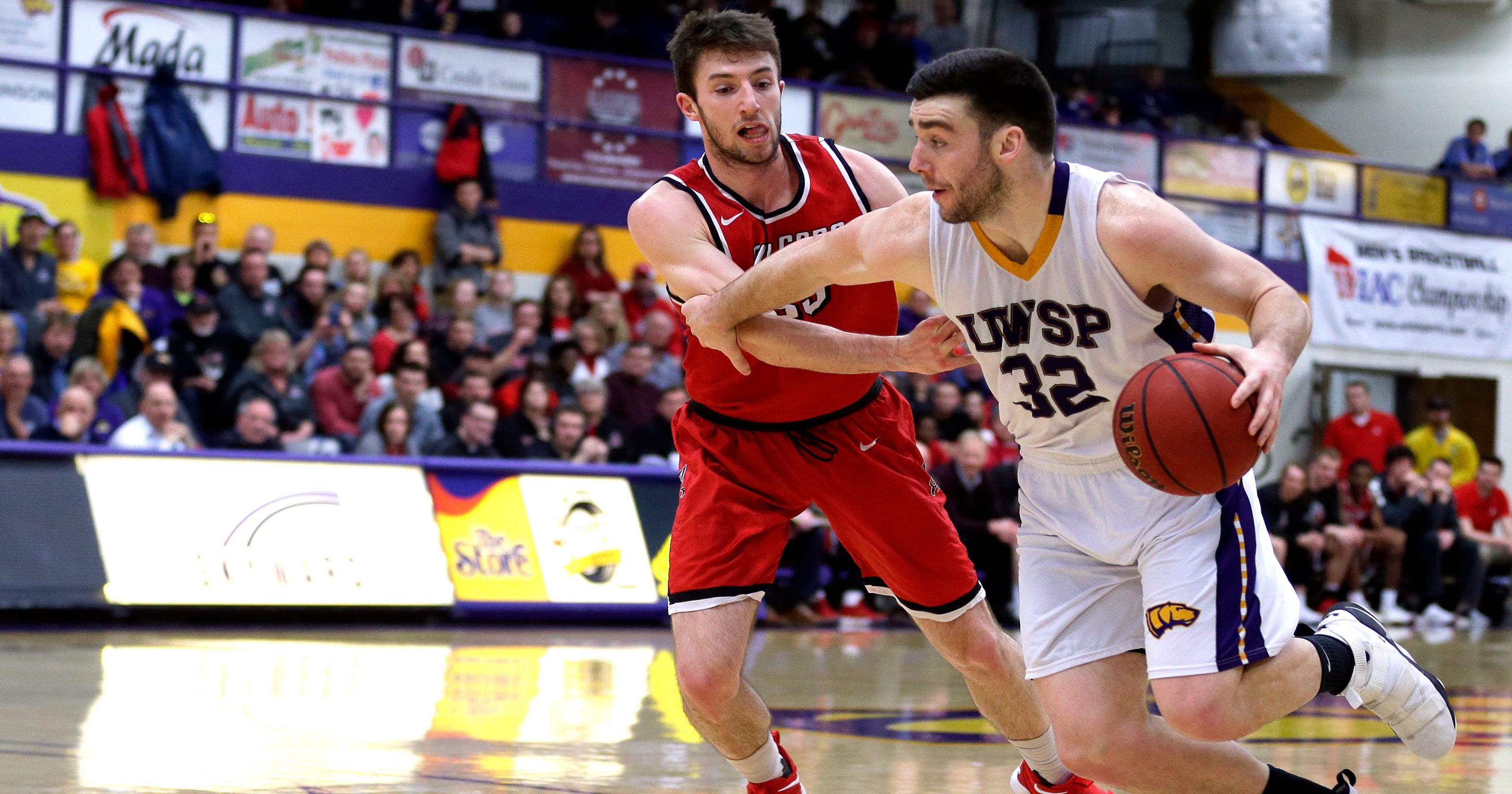 Uwsp Men S Basketball Looks To Returning Talent For Wiac Ncaa Success