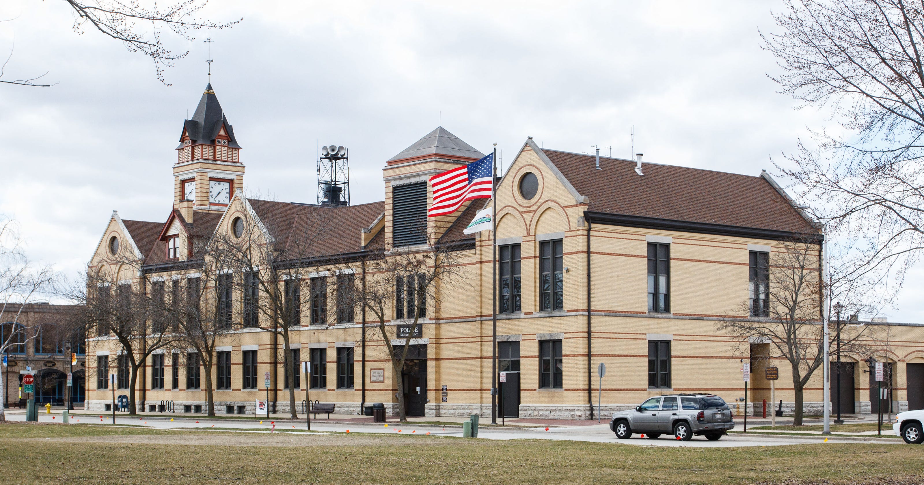 Pabst Farms Apartments Proposed Near Summit Elementary In Oconomowoc