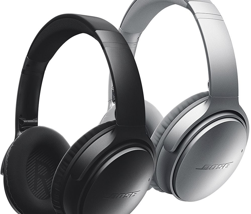 Bose¨ QuietComfort¨ 35 Wireless headphones.