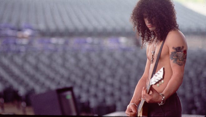 The fourth episode of the "Dave's Old Interview Tapes" podcast revisits a 2000 conversation with Guns N' Roses guitarist Slash.