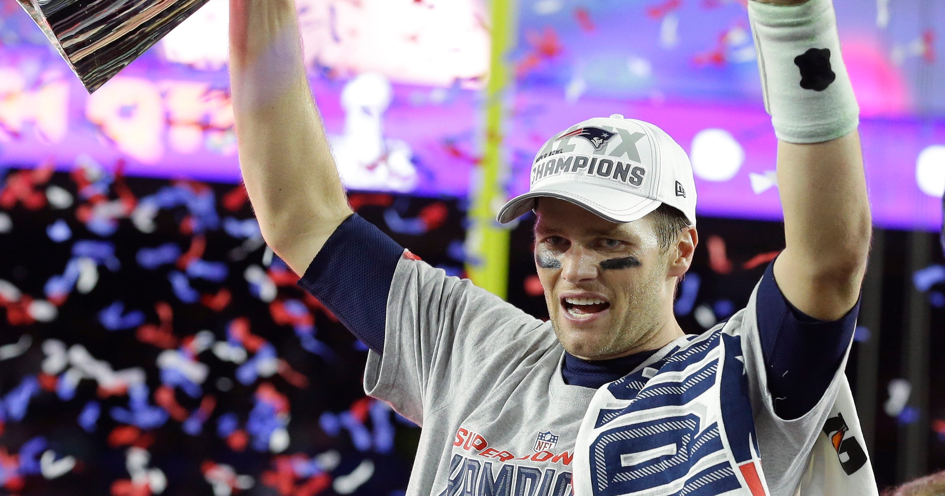 Pats QB Tom Brady wins 3rd Super Bowl MVP award in 2824 win