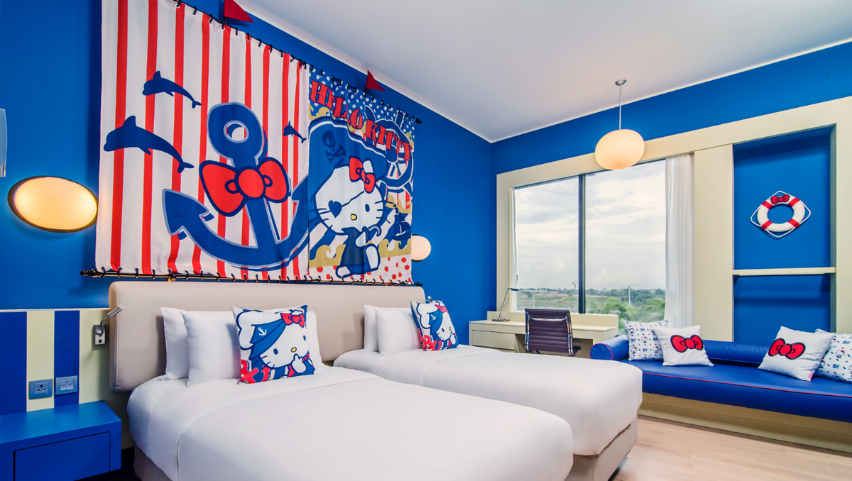 Cartoon character-themed hotel experiences
