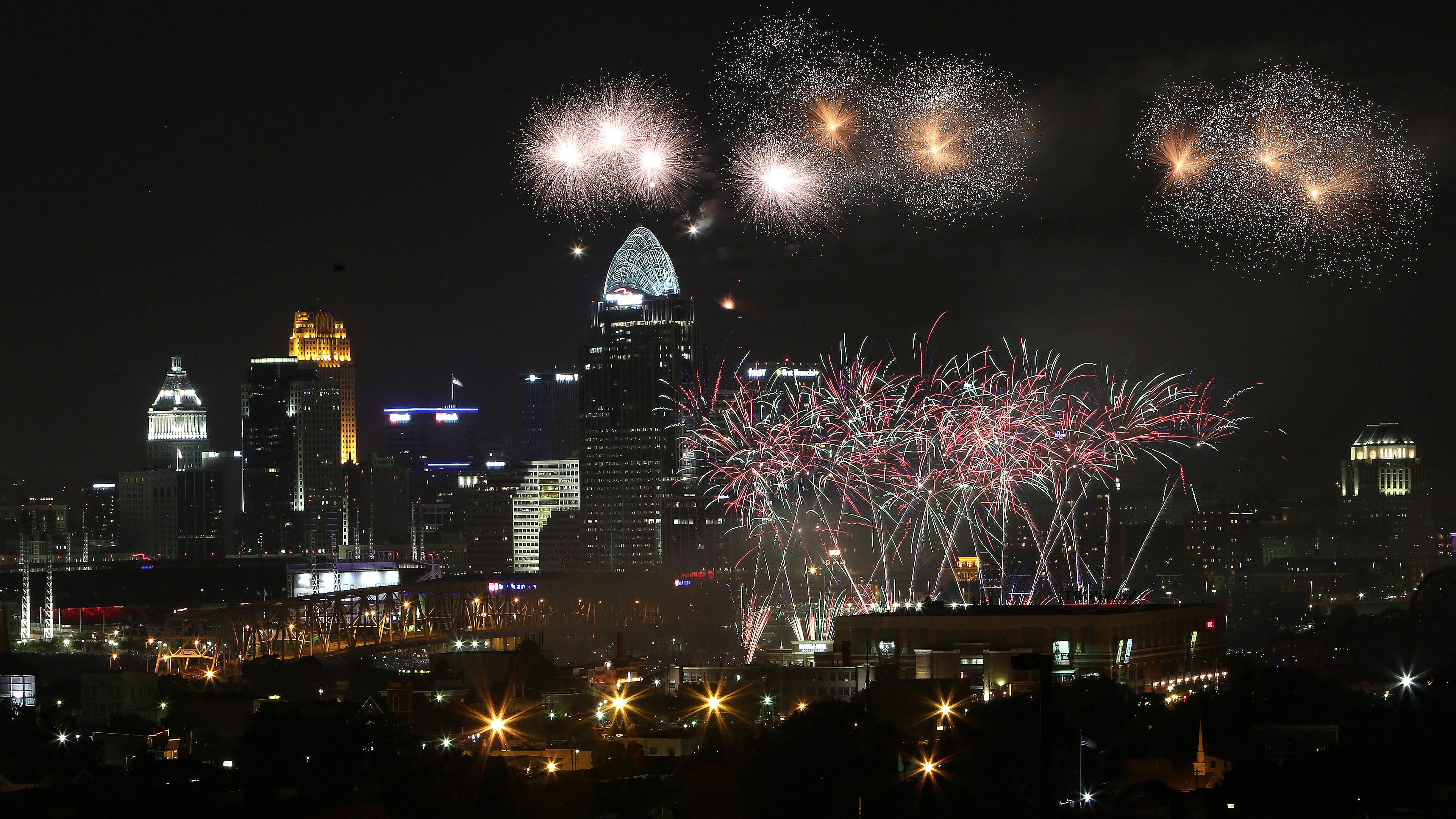 Where to watch the Riverfest WEBN fireworks
