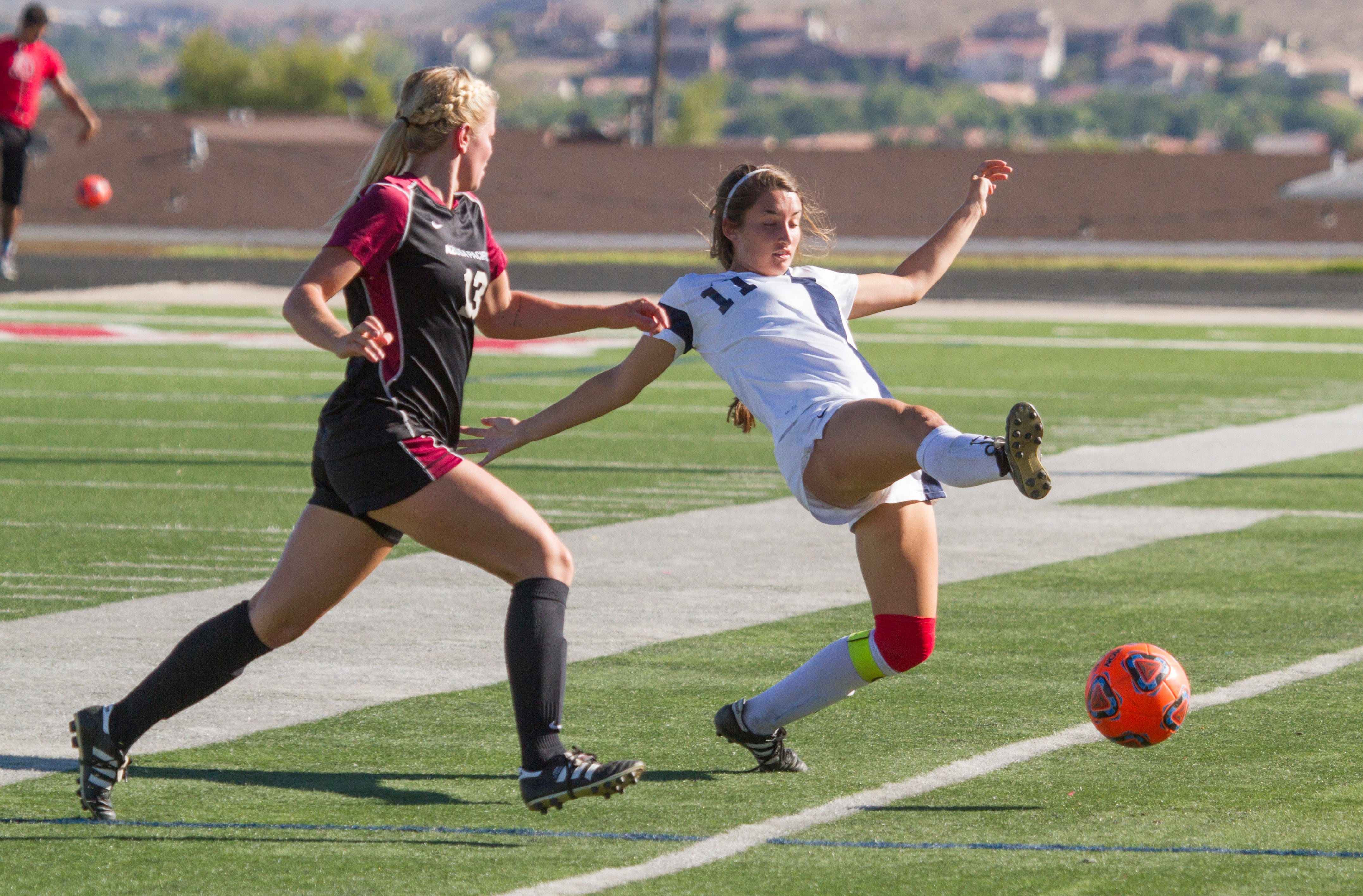 Women's College Soccer No. 18 Azusa Pacific beats Dixie State, 41