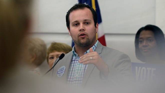 Josh Duggar, executive director of FRC Action, speaks in favor the Pain-Capable Unborn Child Protection Act at the Arkansas state Capitol in Little Rock, Ark on Aug. 29, 2014.