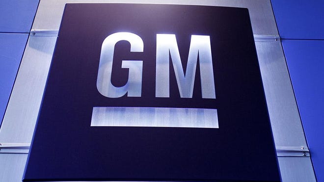 A General Motors logo is shown at the General Motors Technical Center in Warren.