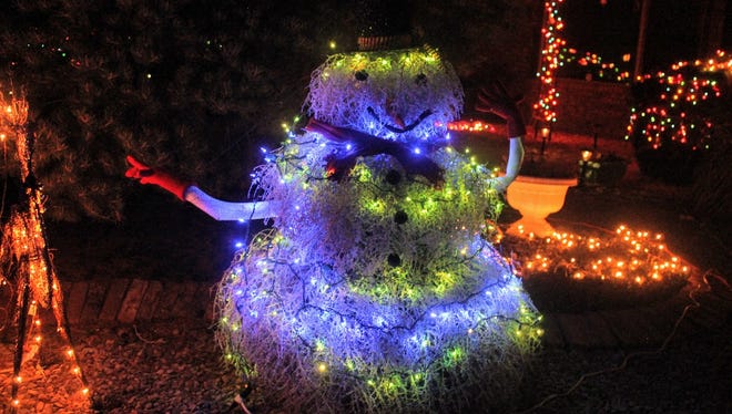 The tumbleweed snowman is located at 1210 Paiute Trail.
