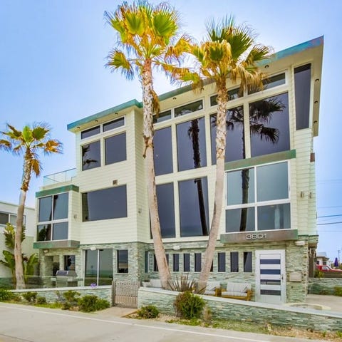 San Diego, Calif.: This two-bedroom house sleeps...