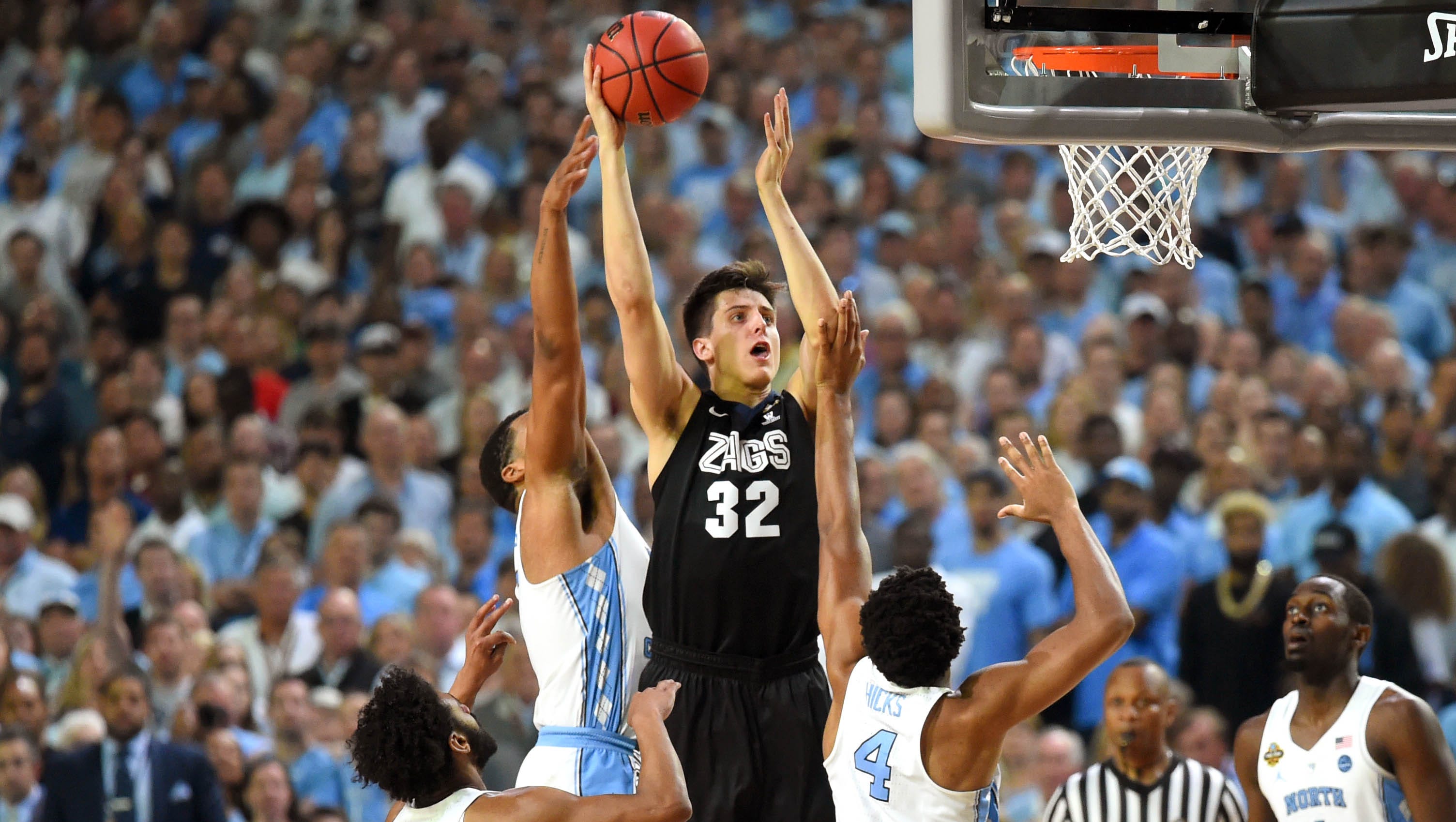 Nba Mock Draft Is Markelle Fultz Or Lonzo Ball The No 1 Pick