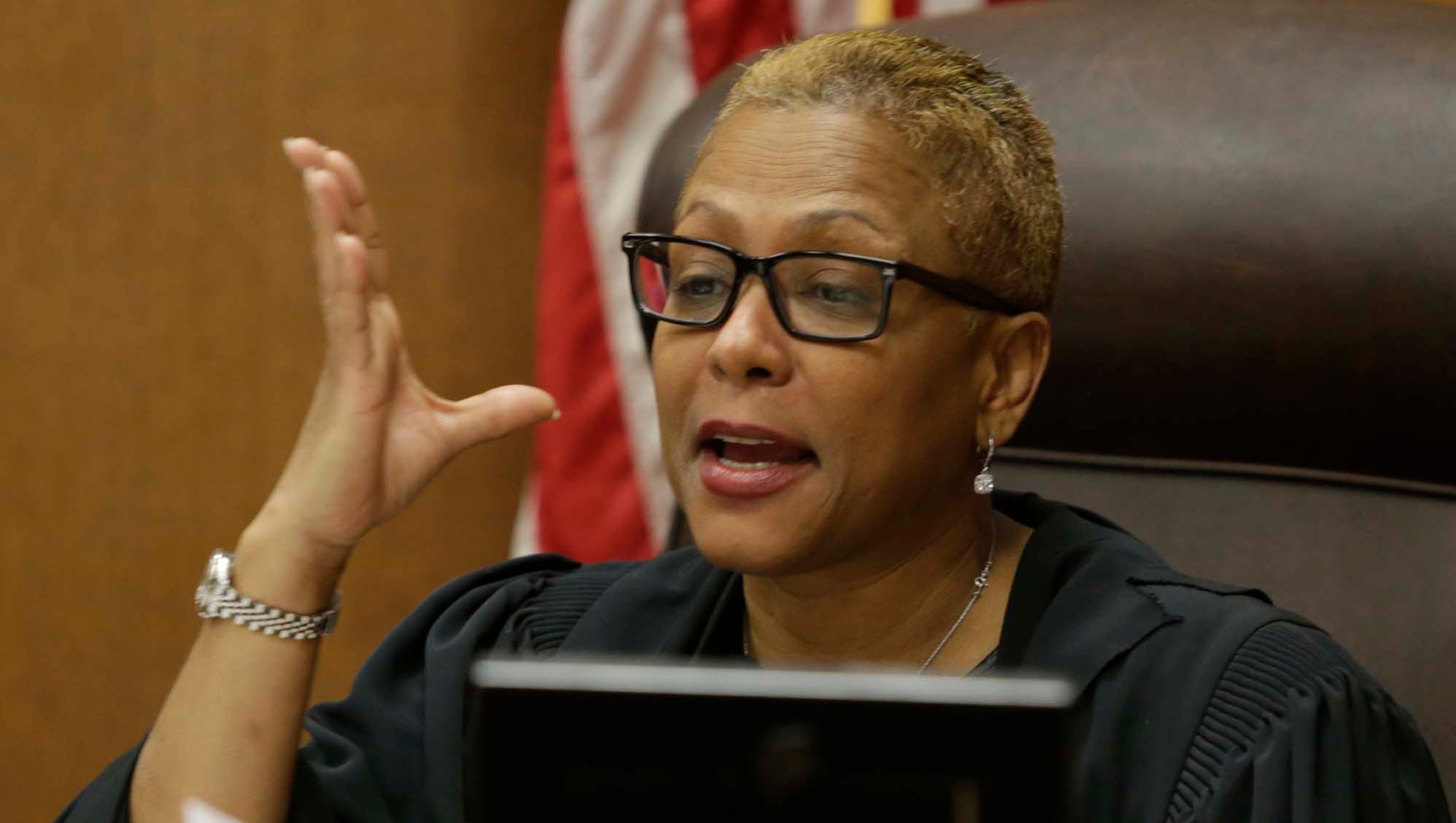 Wayne County Judge Vonda Evans announces retirement