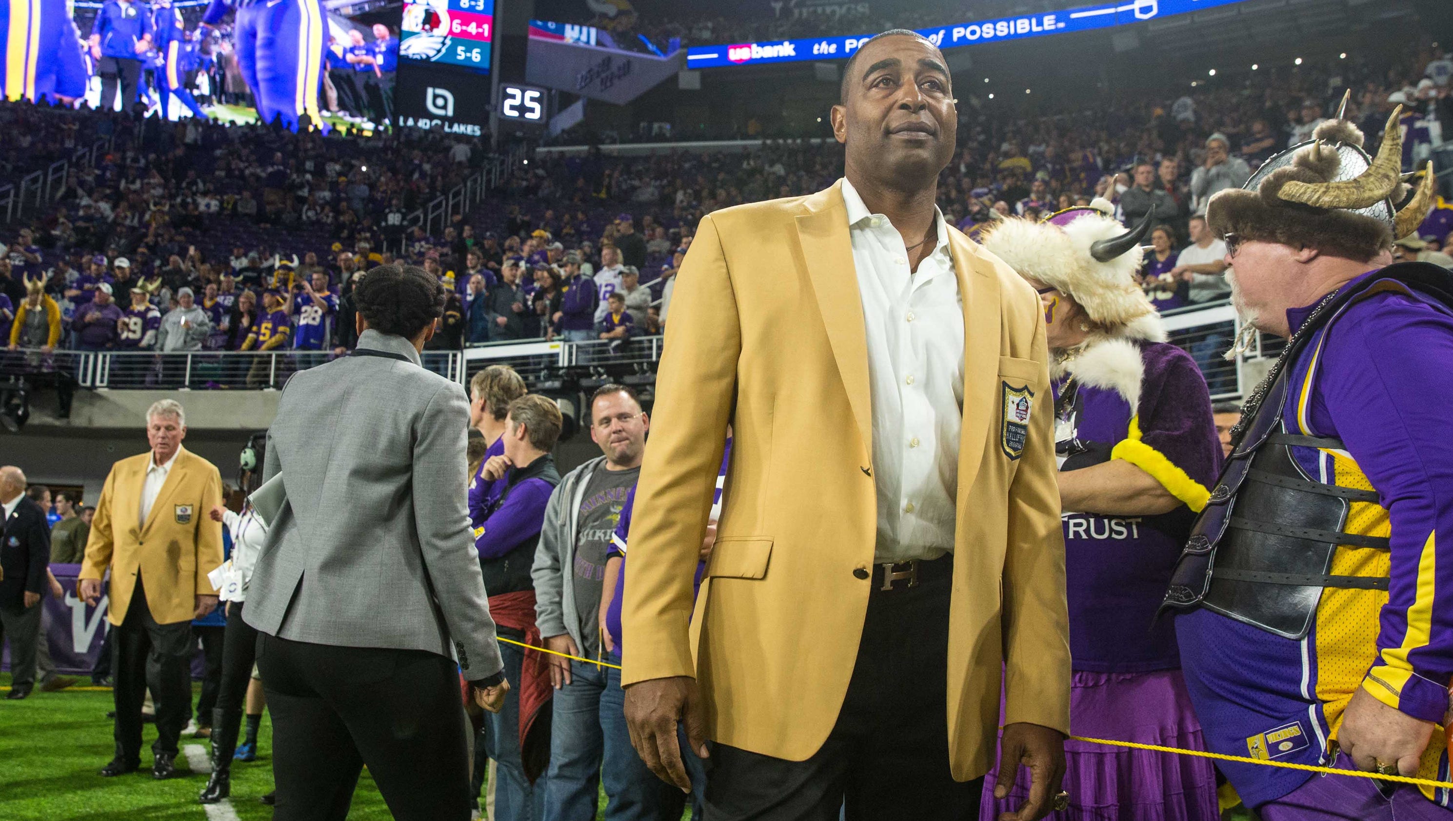 Former ESPN talent Cris Carter to join Fox Sports as NFL ...