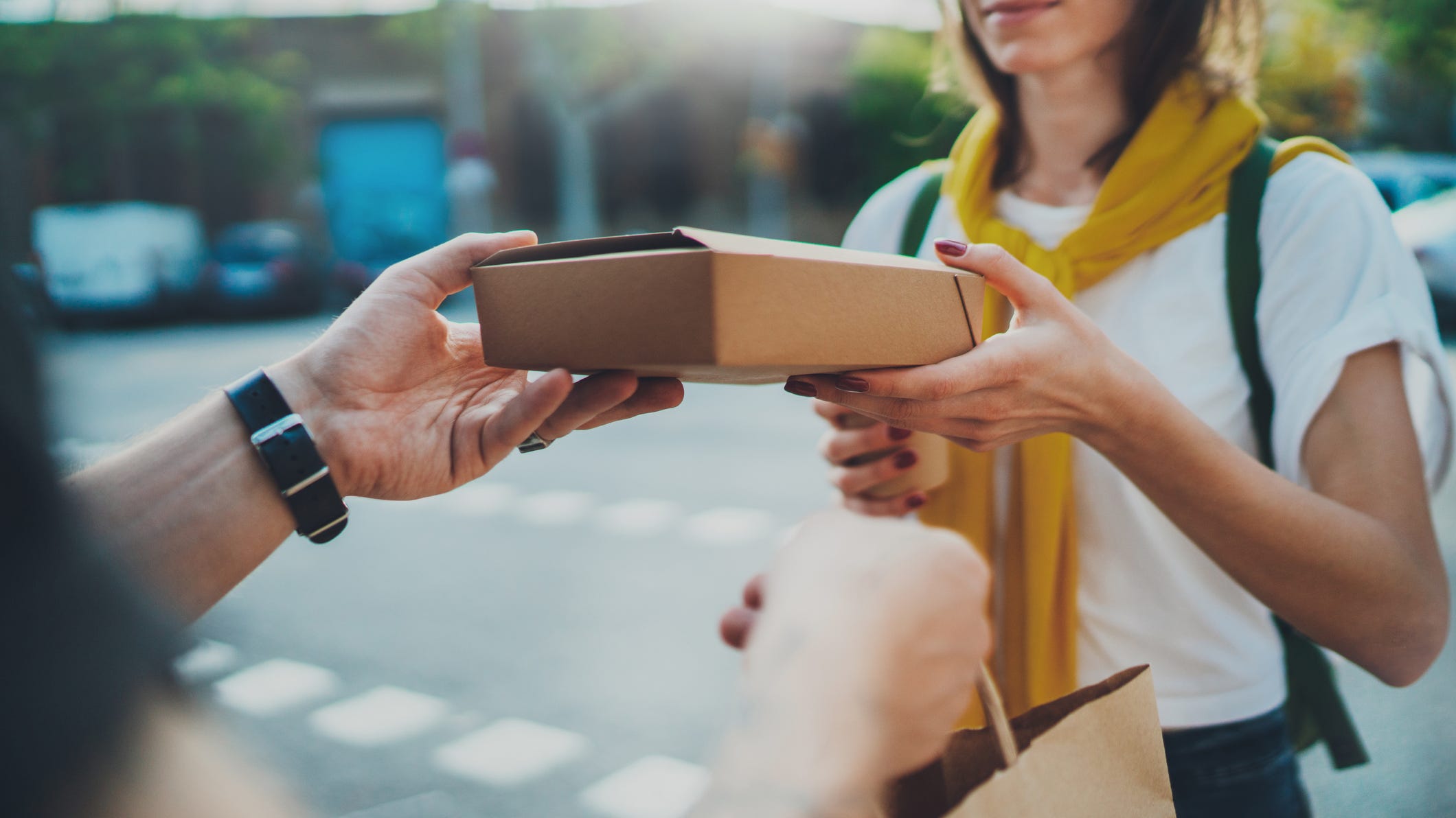 what food delivery service takes cash what food delivery service takes cash
