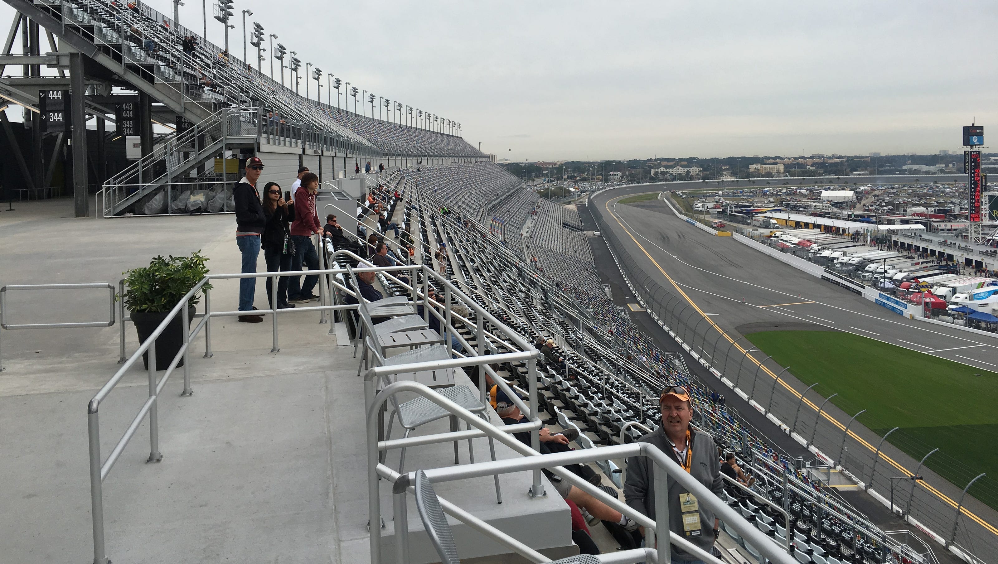 Daytona International Speedway unveils $400 million makeover Daytona International Speedway unveils $400 million makeover