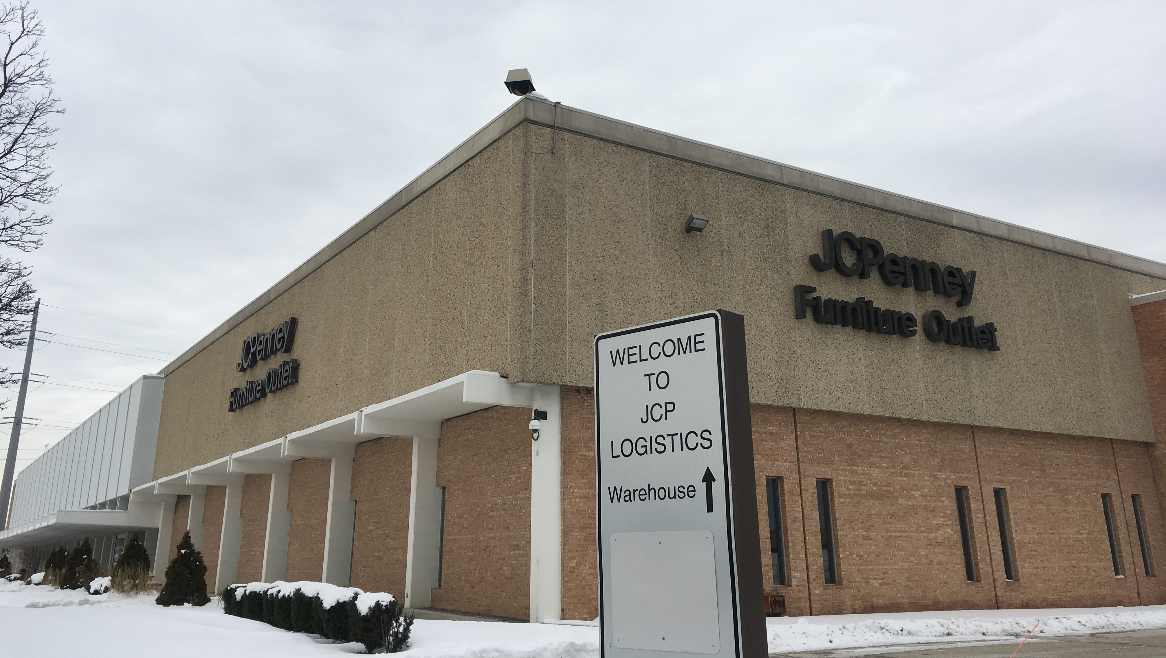 J.c. Penney To Close Wauwatosa Distribution Center, Cut 670 Jobs