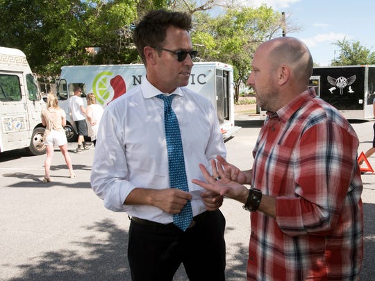 Crews Film Food Truck Tv Show In Pensacola