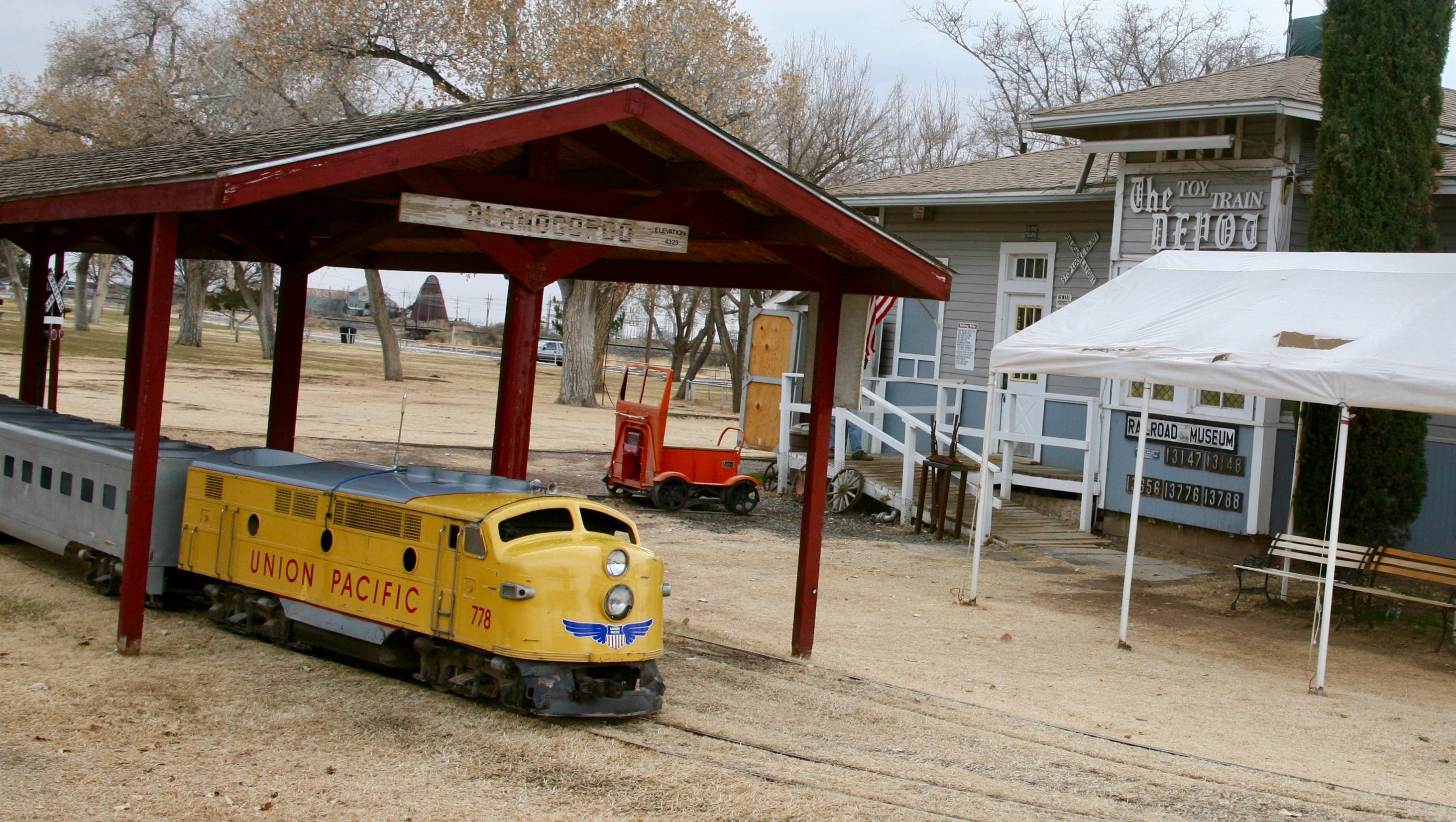 Adventures in the Southwest Alamogordo's Toy Train Depot