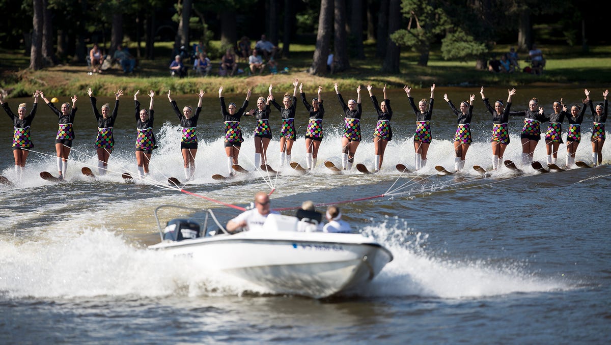 Aqua Skiers perform at Wisconsin State Water Ski Show Championships
