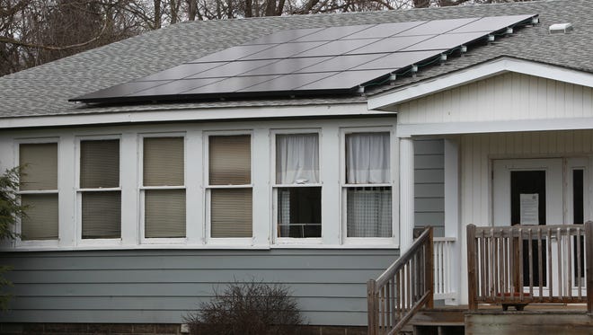 Changes to Senate Bill 309 will enable people and small organizations who already solar panels to receive retail rates for the power they sell back to utilities. But such incentives for others adding solar panels in the future will be reduced.