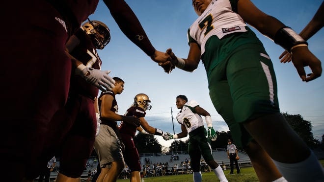 Iowa High School Football Final Scores For Week 4