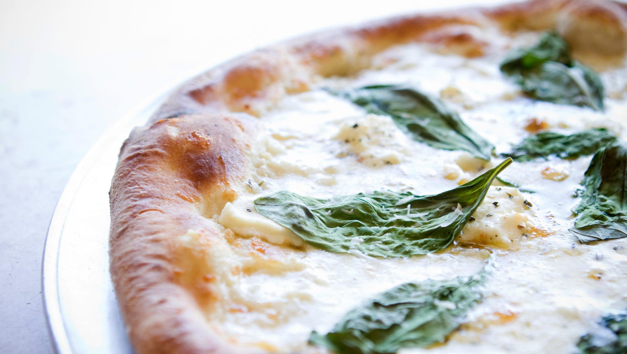 diners drive ins and dives phoenix pizza