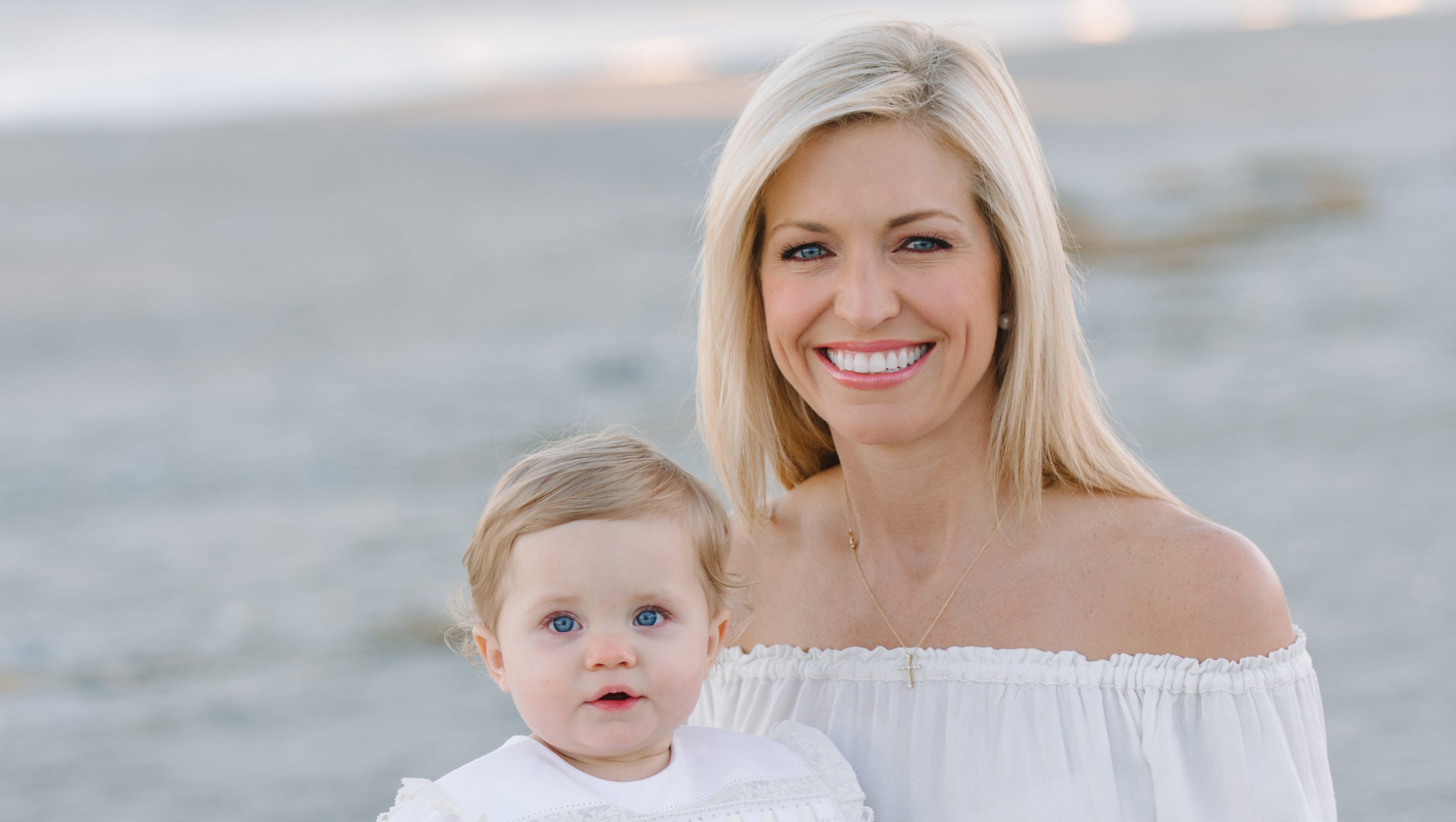 Fox News anchor Ainsley Earhardt to sign books in Greenville