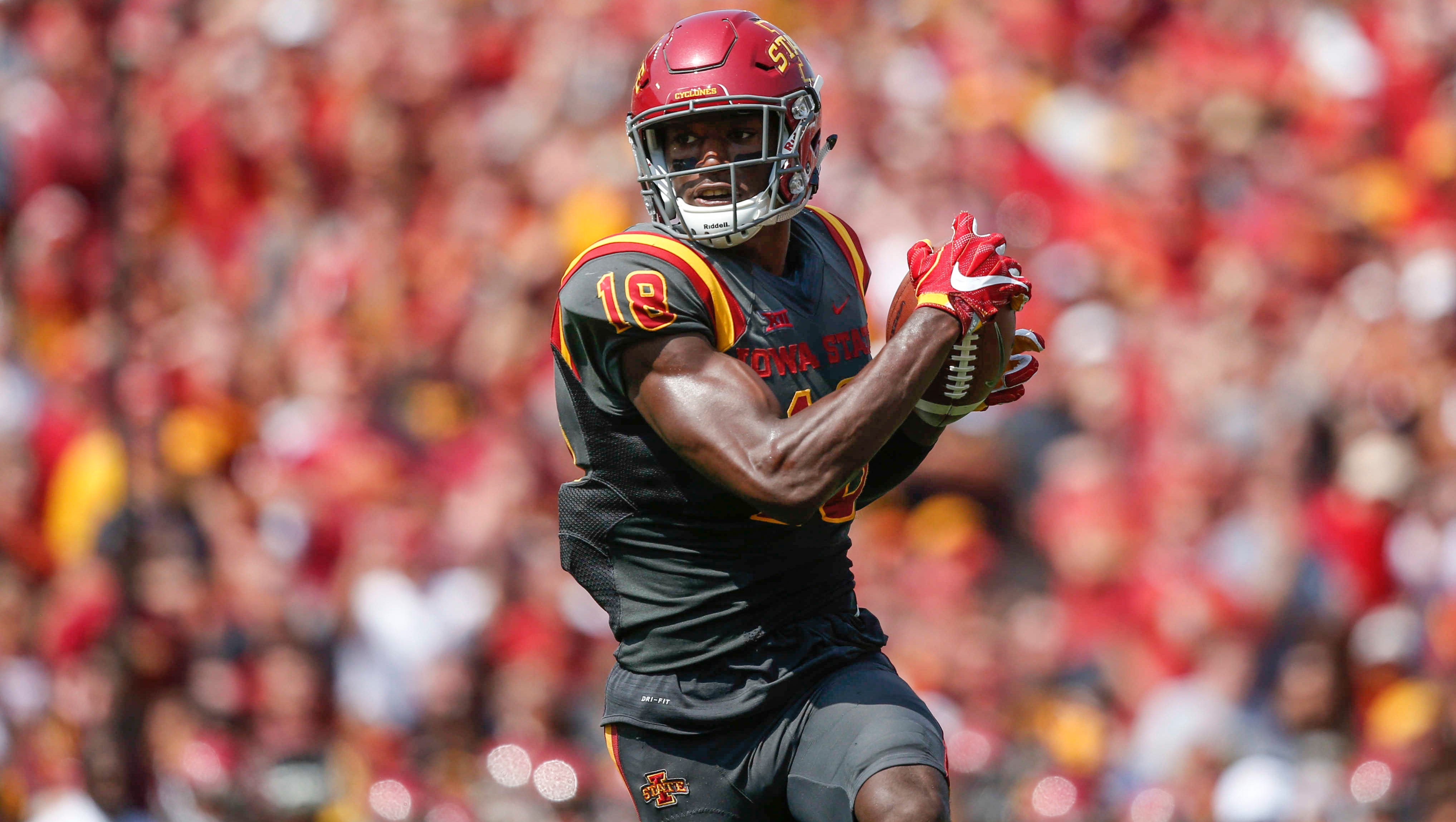 Big 12 Picks Iowa State To Cruise Vs Kansas Texas To Upset Oklahoma