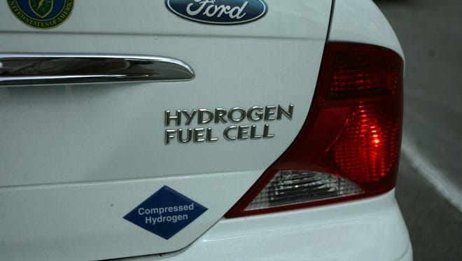 The U.S. Department of Energy has awarded $6 million to Ford and the Los Alamost National Laboratory to develop a process to reduce the cost of hydrogen fuel cell technology.