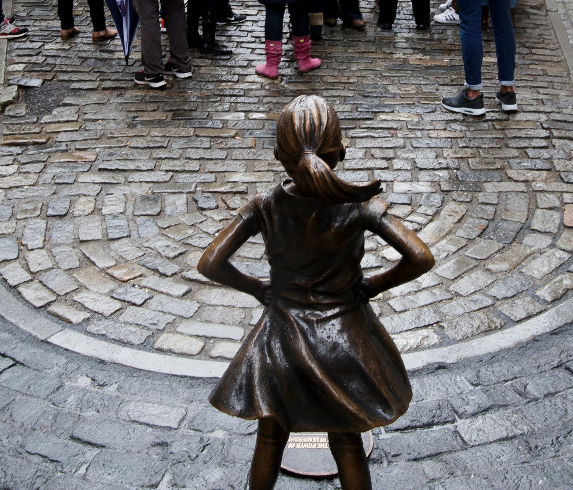 'The Fearless Girl' statue.