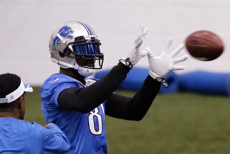 calvin johnson football gloves