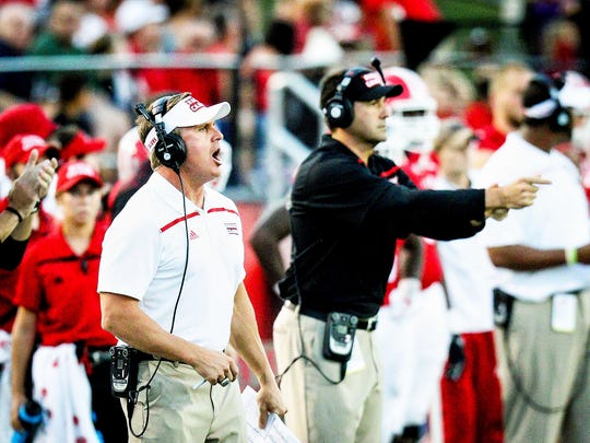 Lsu Football Will Switch To A 4 3 Defensive Front Under Pelini