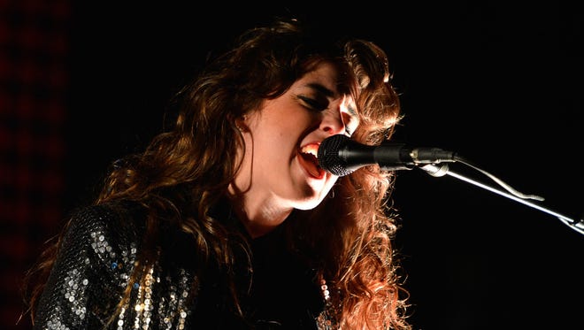 Get Top Five Live Beach House Will Dock At Deluxe HD Wallpaper Top Five Live Beach House Will Dock At Deluxe For iPhone Free